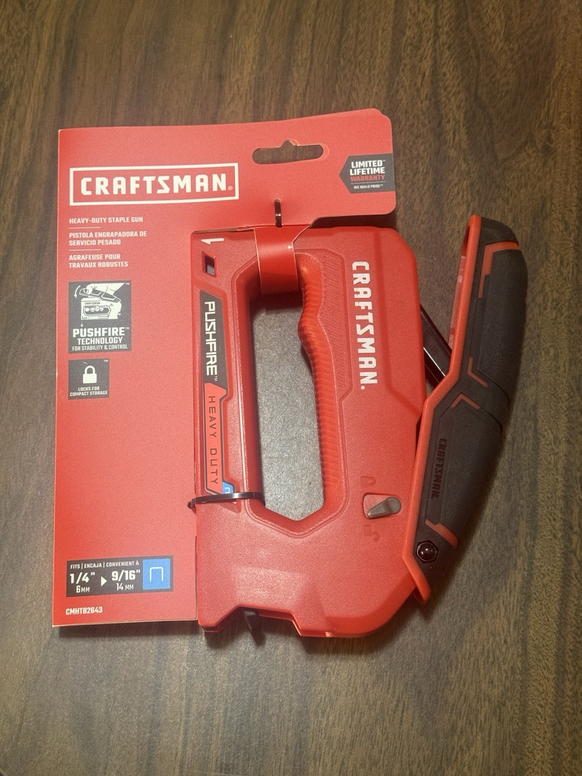CRAFTSMAN Heavy Duty Stapler Reverse Squeeze Compact Manual Construction Repair