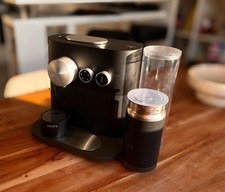 Krups Expert & Milk Nespresso Kapselmaschine XN6018, Schwarz