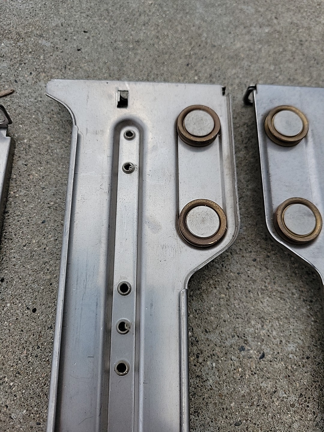 Supermicro 01-01 825801-xxa 2U 3U Outer Rackmount Rail Kit 