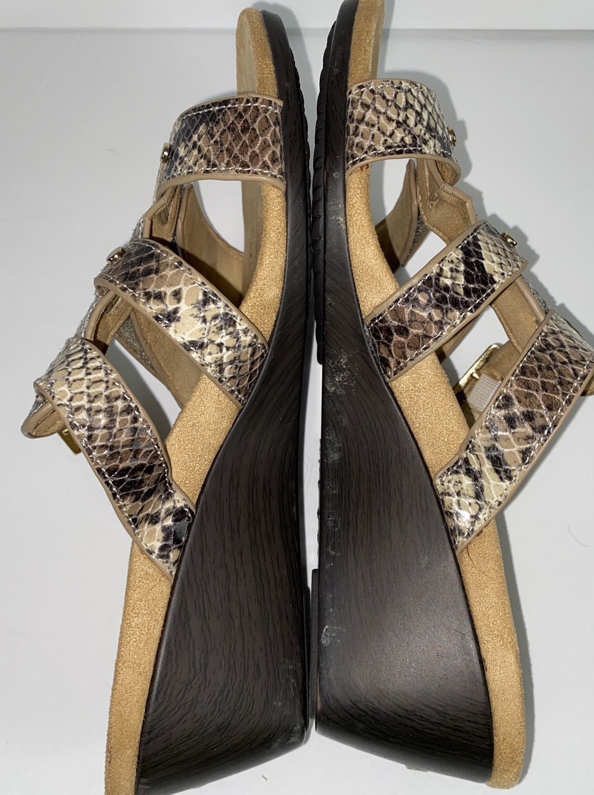 Vionic Adjustable Orthotic Triple Strap Slide Wed… - image 9