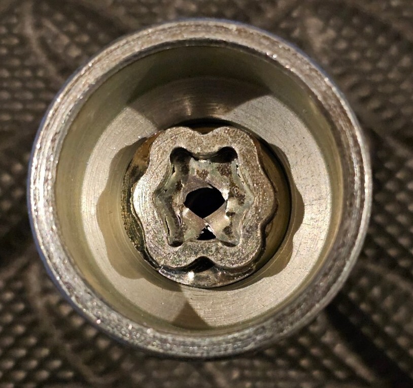 DODGE RAM DURANGO JEEP WRANGLER Wheel Lock Key ONLY OEM MOPAR 82212564