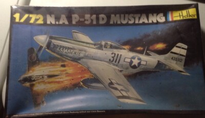 P-51 MUSTANG モデルキット Smithsonian P-51 Mustang Model Kit