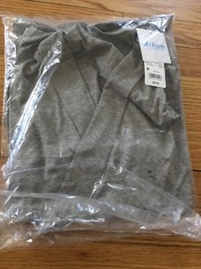 uniqlo airism uv cut cardigan