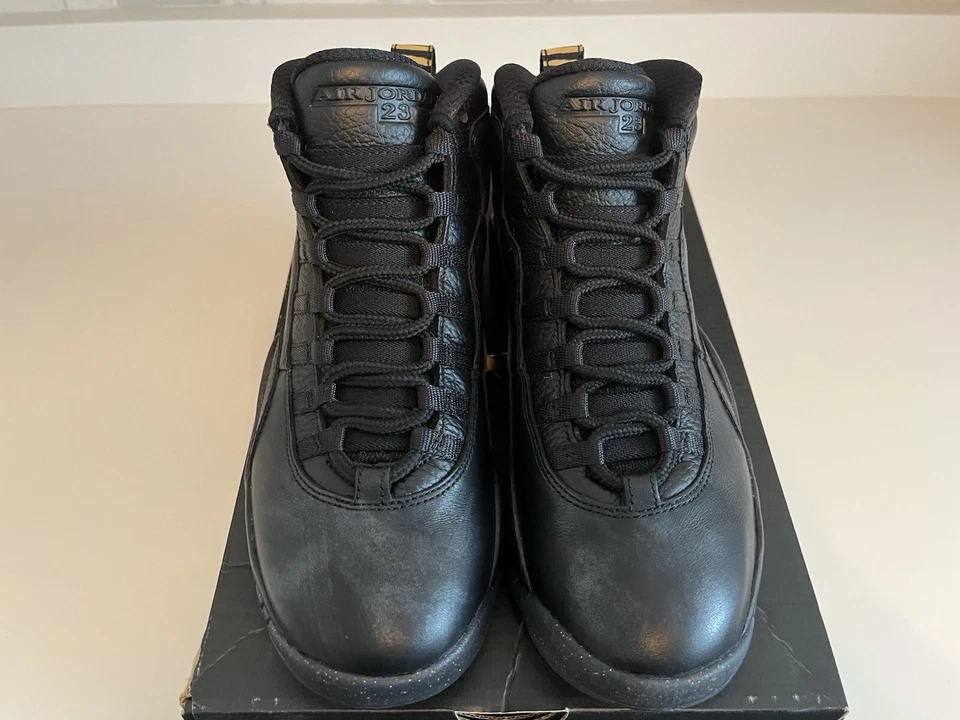 Jordan 10 Retro “NYC” 2016- Talla 8 Nuevo en Caja Stock Muerto 639045 515 Foto 2 de 4