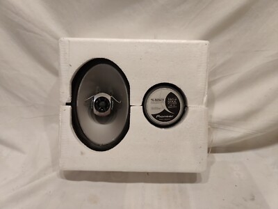 Pioneer TS-G6843R  6'' X 8''  2-Way 180W Max. Speakers-1 Pair-New Open Box. Nice. 