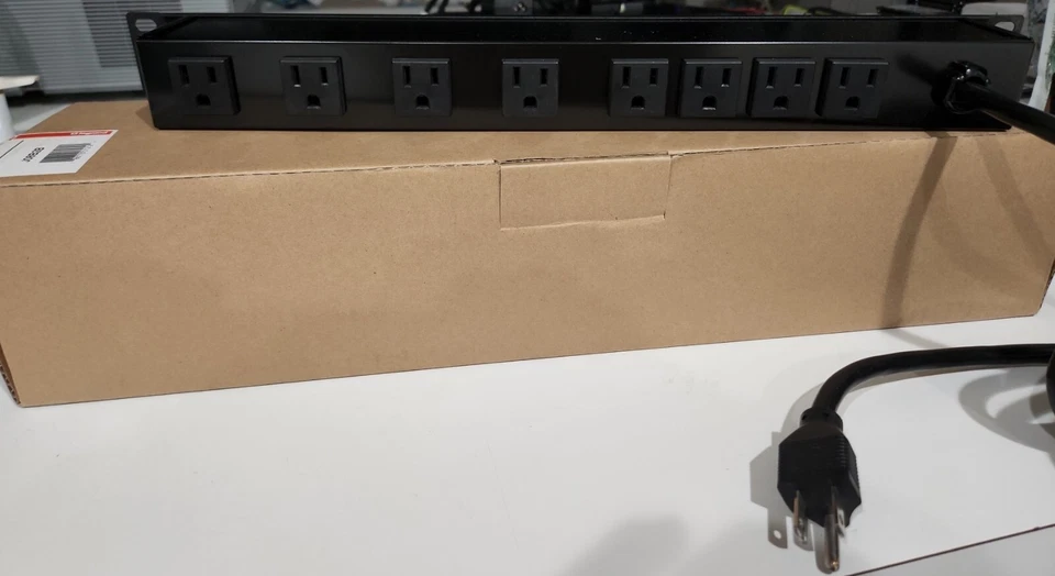 Wiremold Legrand Rackmount, 125V, 15A, 20"L, 8 Outlets 15ft Cord J08B2B ( NIB ) - Image 3 of 4