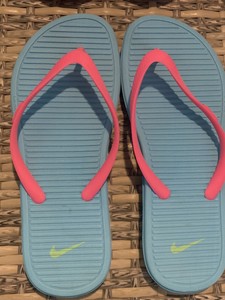 nike solarsoft thong flip flops