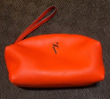 Simply Vera Wang Soft Pouch Zip Up Wristlet With Pockets, NEW, Orange Hibiscus