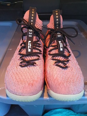 Nike LeBron James 15 Men's Size 9 ''Hollywood Star'' Shoes