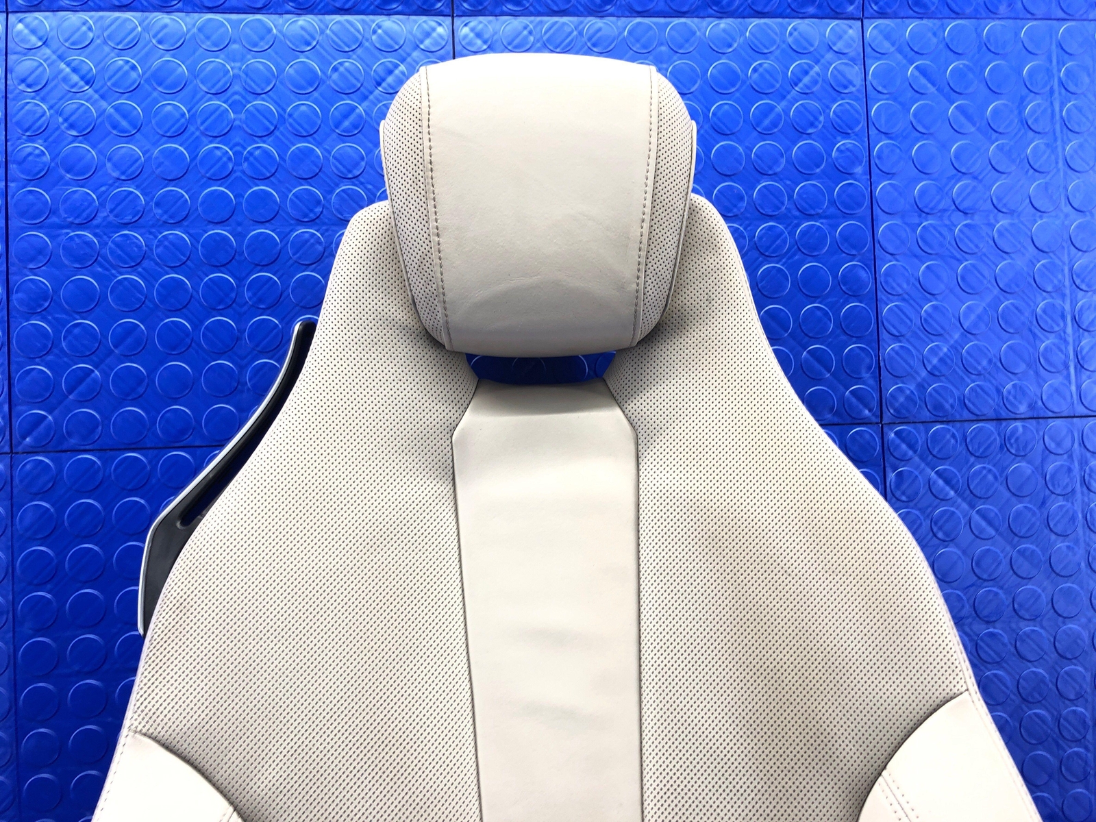 2014-2019 BMW I8 OEM FRONT RIGHT UPPER SEAT CUSHION W/BAG BEIGE