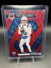2025 Panini Mosaic - Drake Maye #28 Red Scope Prizm England Games