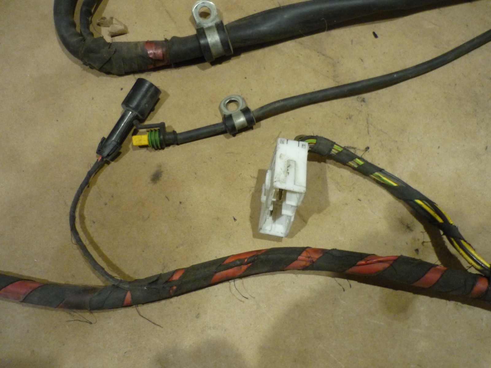 Ferrari 360 Alternator to starter cable P/N 188108
