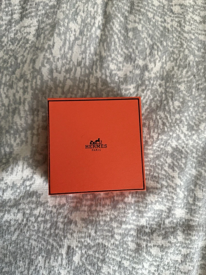 Pulsera Hermes Clic H blanca y plata Foto 4 de 4