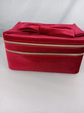 Estee Lauder Red Velvet Cosmetic Makeup Train Bag Carrier Case Overnight Travel