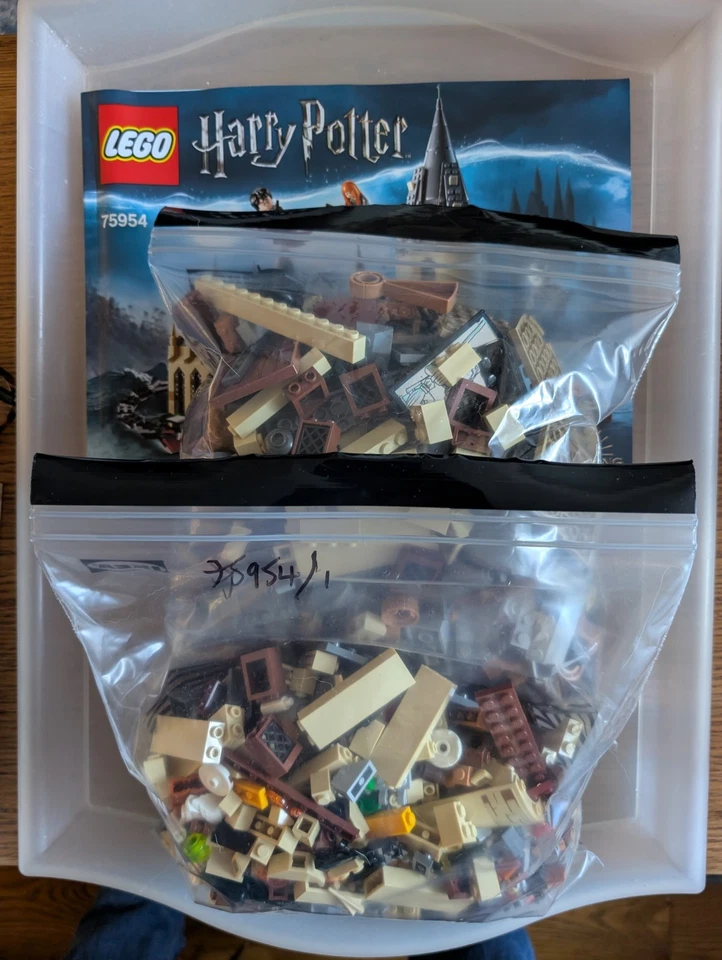 LEGO Harry Potter 75954 Hogwarts Great Hall, photo 3 of 3