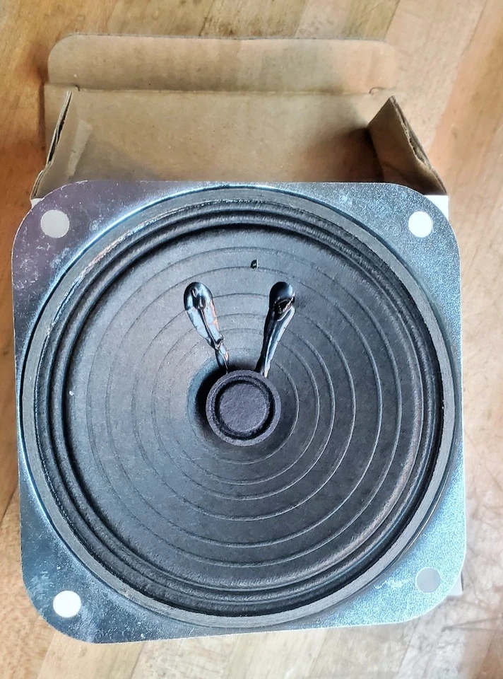 ALTAVOZ DE REPUESTO REDONDO RADIOAFICIONADO WORKMAN SA-350 CB 3-1/2" Foto 3 de 4