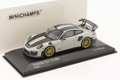 Minichamps 2018 PORSCHE 911 991-2 GT2 RS WEISSACH PACKAGE
