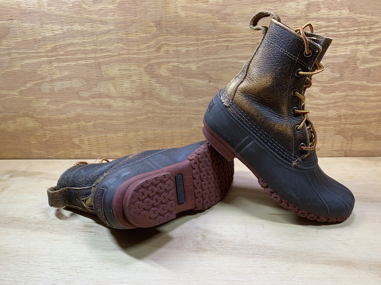 Bison Original Duck Bean Boots 