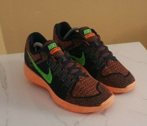 nike orange green