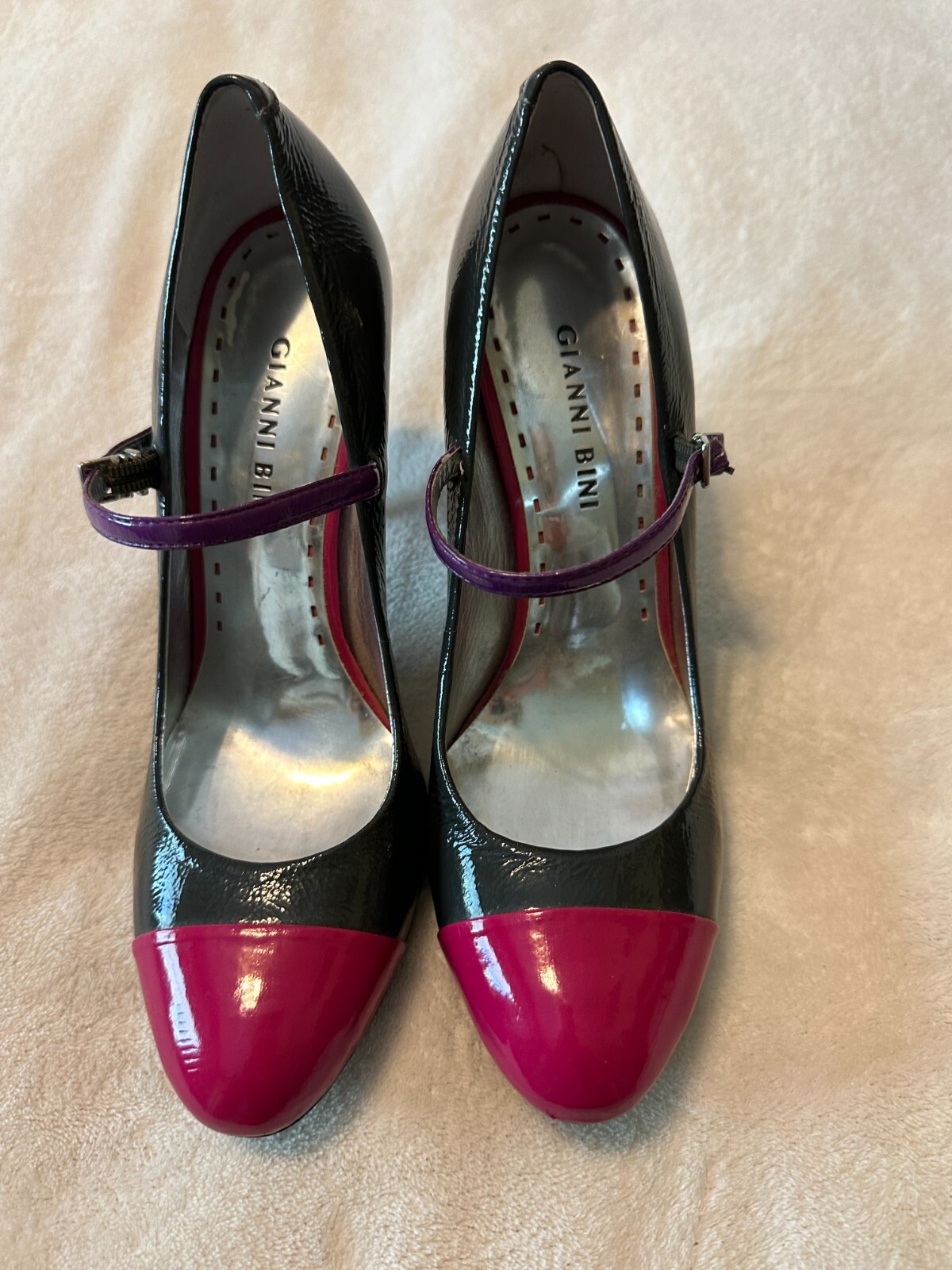 GIANNI BINI Gray & Pink Mary Jane Patent Heels Size 8 Purple Strap with