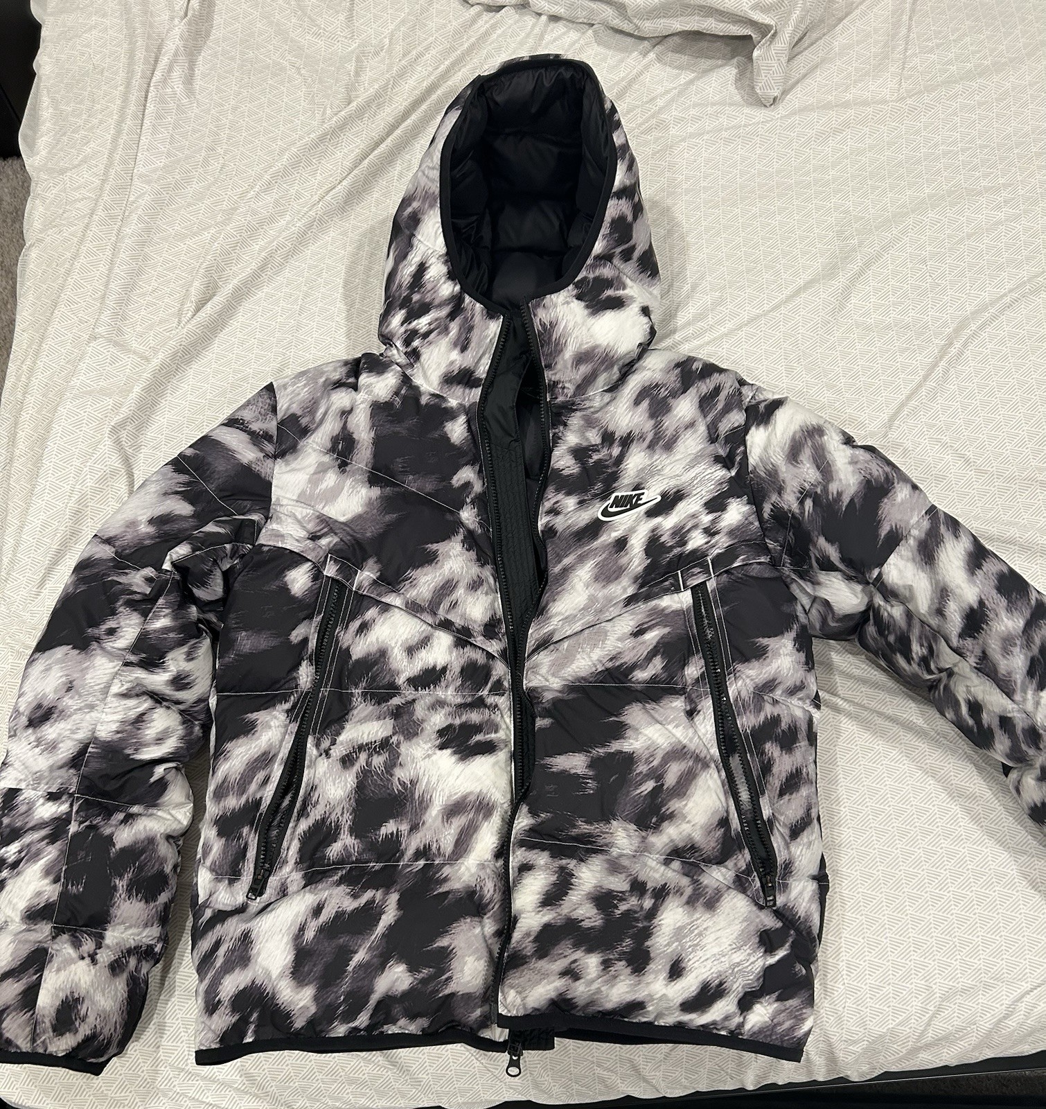 Nike Down Fill Windrunner Puffer Jacket Men's M C… - image 1