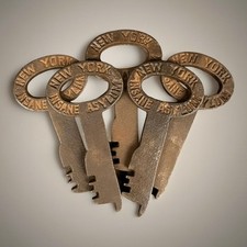 New York Insane Asylum Cast Iron 5-Key Set