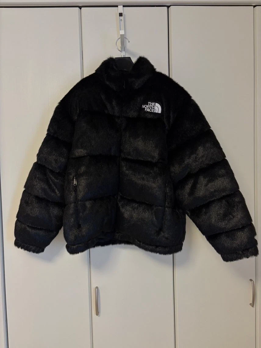 Veste Nuptse en fausse fourrure Supreme / The North Face noire