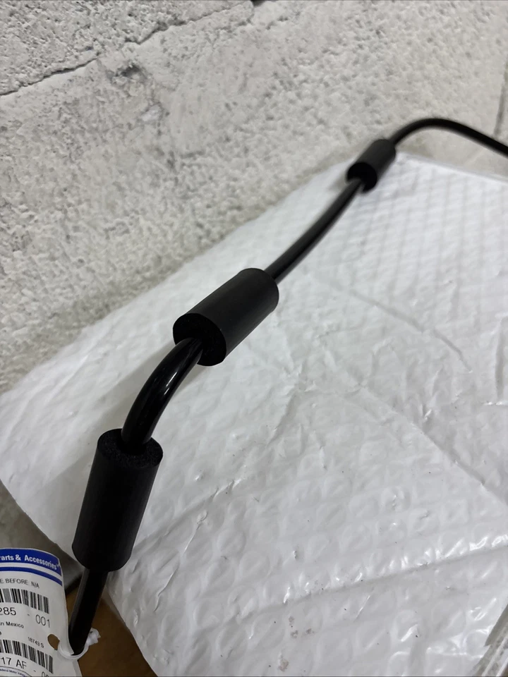 Manguera de vapor de combustible Fiat 500 2012-2017 OEM Mopar 68070717AF #892 Foto 4 de 4