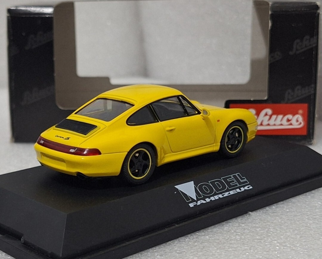 911 Carrera 4S イエロー 1:43 ミニカー Porsche 911 993 Carrera 4S 1995 Yellow 1:43 Schuco 04154Y