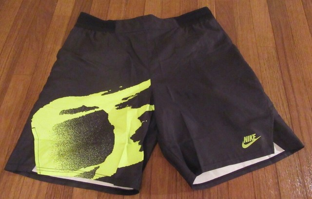 black nike tennis shorts