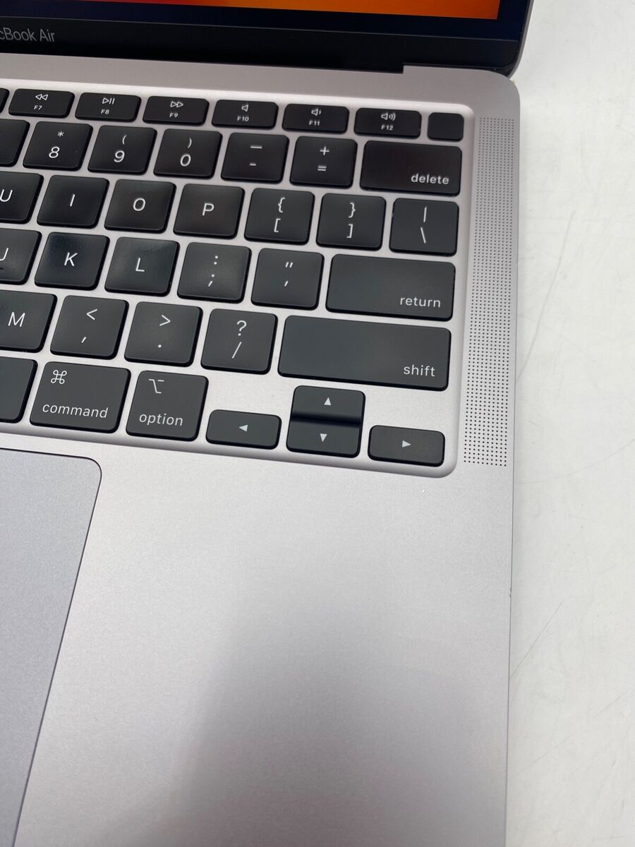 2020 Macbook Air Apple M1 8/7 Core CPU/GPU 3.2 Ghz 16GB RAM 2020 Macbook Air Apple M1 8/7 Core CPU/GPU 3.2 Ghz 16GB RAM