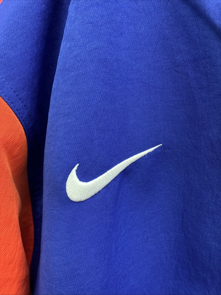 Jaqueta Nike Authentic Collection New York Mets Dugout – Azul/Laranja – Tamanho XL - Imagem 4 de 4