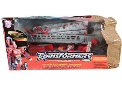 Transformers Optimus Prime Robots in Disguise 2001 RID Boxed Complete Car Robots