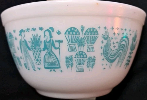 Vtg Pyrex Butterprint 1.5 QT #402 Mixing Bowl Made In USA Excellent Condition