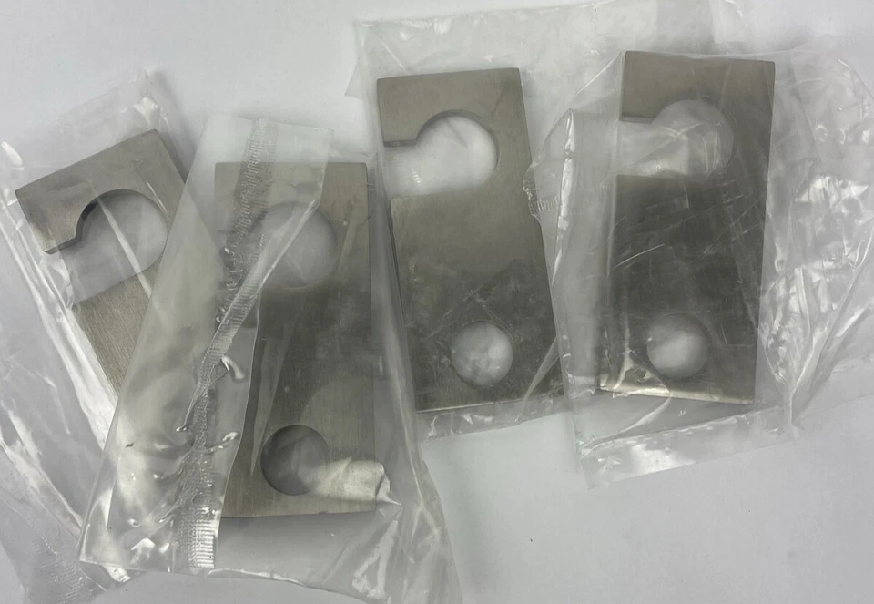 4 x Nova2 | Gancho para barra 3 ganchos individuales de FROST Diseñado por HENRIK BØNNELYCKE Foto 2 de 4