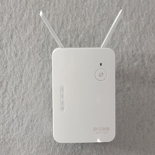 D-Link DAP-1620 AC1200 Dual Band Wi Fi Wireless Range Extender White - Picture 6 of 7