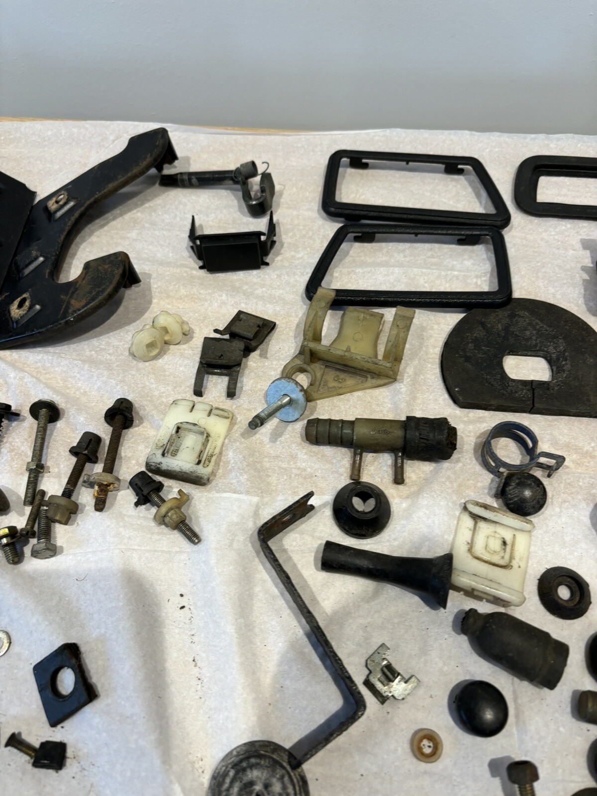 Genuine OE VW Golf Mk1 MK2 GTI Job Lot of Parts Trim Fixing Various See