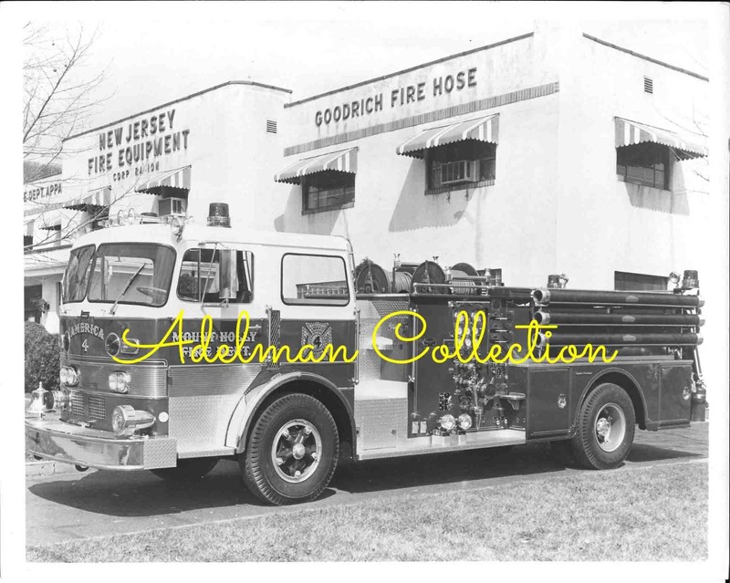 NJ4007 Large Fire Apparatus Photo Mount Holly New Jersey Great Eastern Pumper