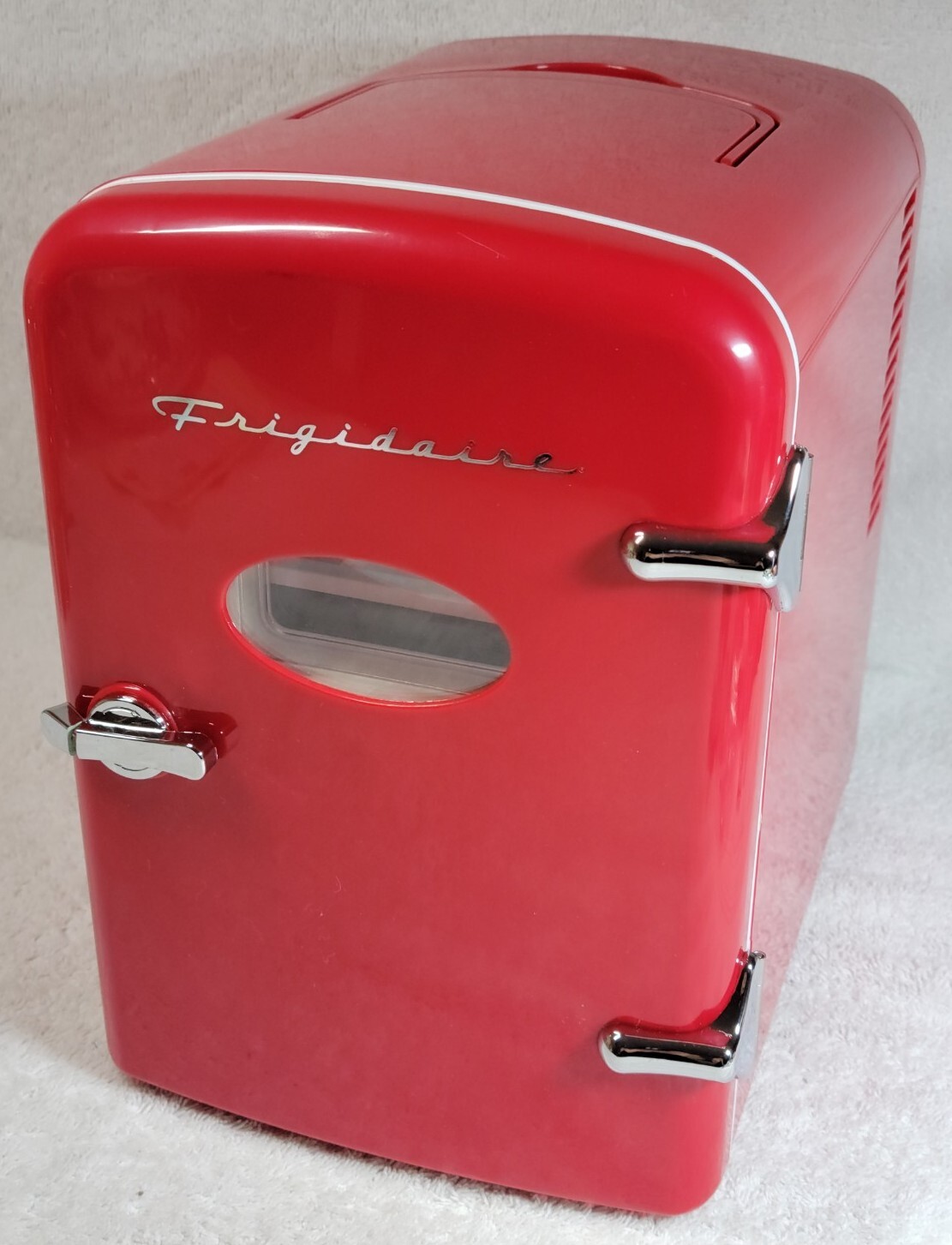 Frigidaire EFMIS129RED 4L Portable Mini Refrigerator eBay