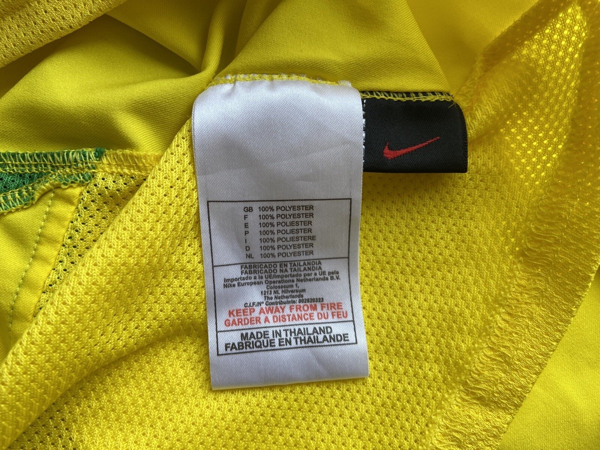 ご確認用です(*'▽'*) BRAZIL 2002 2004 HOME FOOTBALL SHIRT SOCCER JERSEY NIKE 182265 sz