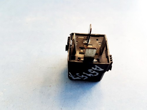 A0025421319 Relais, Arbeitsstrom 4RA00779100 Mercedes-Benz C-CLAS DE986320-87