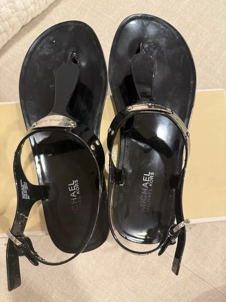 Sandalias de gelatina negras para mujer MICHAEL Michael Kors talla 8 Foto 4 de 4