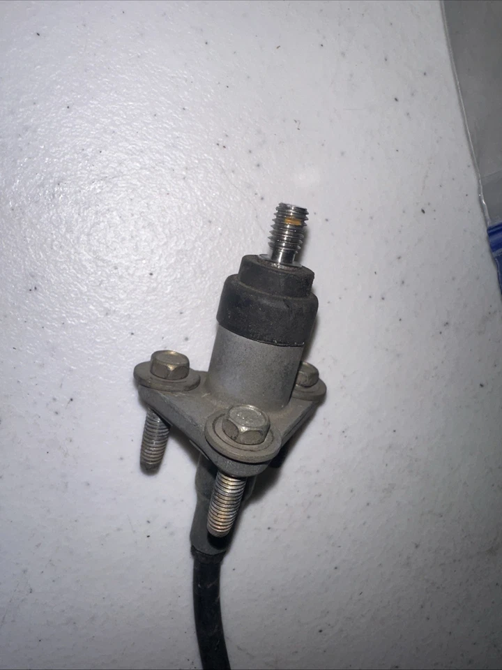 99-02 CHEVY SILVERADO SIERRA YUKON RADIO ANTENA MÁSTIL BASE CON CABLE Y PERNOS OEM Foto 2 de 4