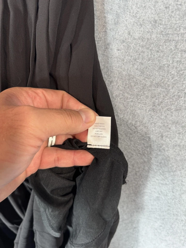 Encantador Maxi Vestido Charlie Para Mujer Pequeño Plisado Rayas Negro Sin Mangas Recorte Foto 4 de 4