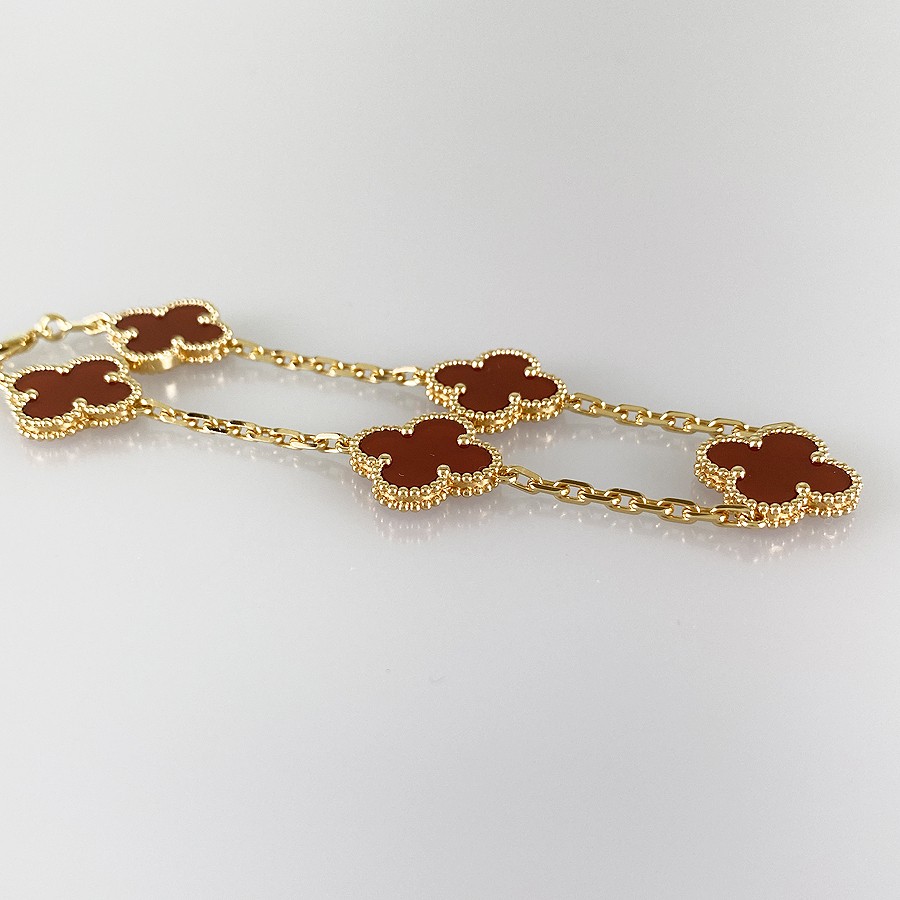 Van Cleef & Arpels Vintage Alhambra VCARD35500 Yellow gold Carnelian Bracelet thumbnail 4