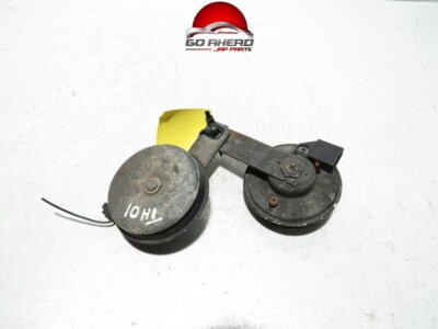 TOYOTA HIACE 98-08 2x HORNS (1 PAIR) REF-TH01