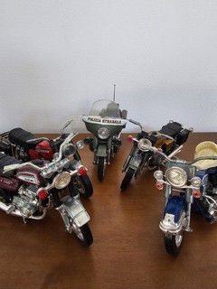Polistil Motorräder Harley Davidson Moto Guzzi Suzuki Honda 1:15