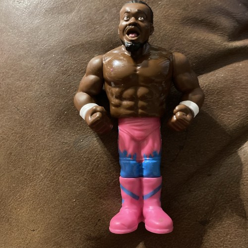 Kofi Kingston WWE Mattel Retro Series 5 Action Fig...