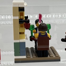 LEGO 40120 Valentines Day Dinner Seasonal set Unique Minifigures w/extras