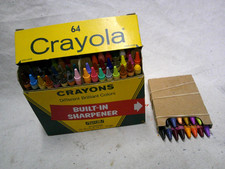 Vintage CRAYOLA Crayons 64 Box w/ Bonus Vintage 1980 1984 era GREAT SMELL